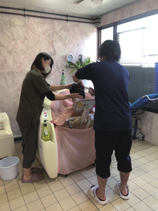 看護師による支援の様子